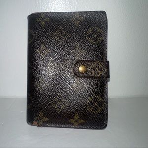Louis Vuitton KISSLOCK Porte Monnaie Viennois Bifold Compact LV Monogram Wallet
